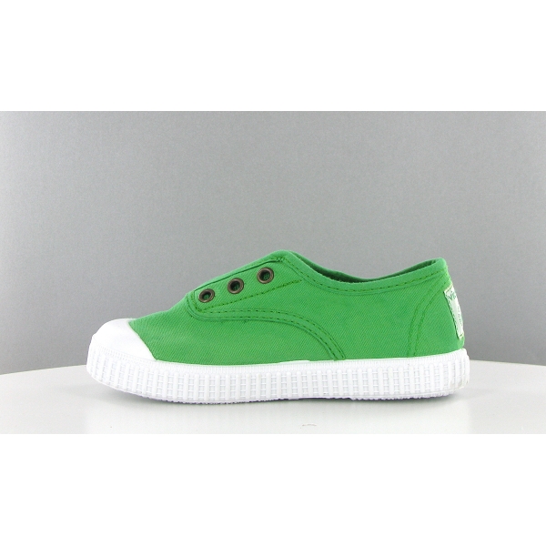 Victoria nu pied 106627 vert9573908_2