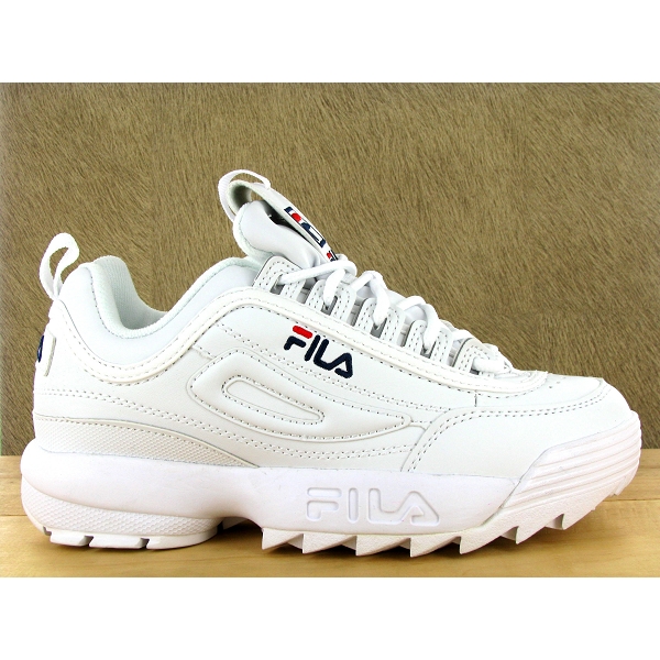 prix chaussure fila blanche