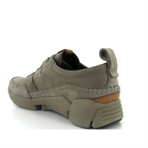 fila disruptor 2 platform height