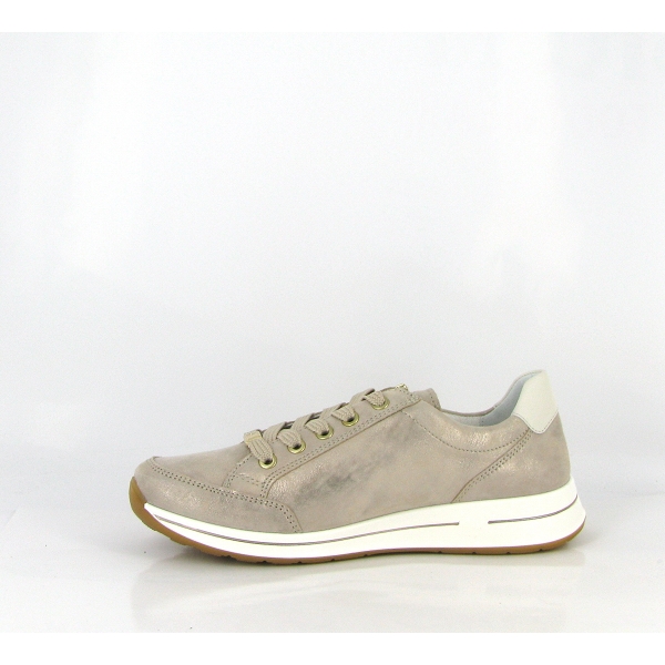 Ara tennis osaka 1254801 75 orE437601_3