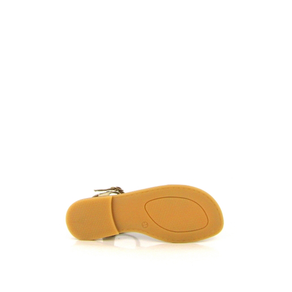 Bellamy nu pied jilou orW036703_4