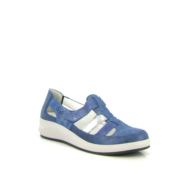 Swedi tennis fedon bleuW121502_1