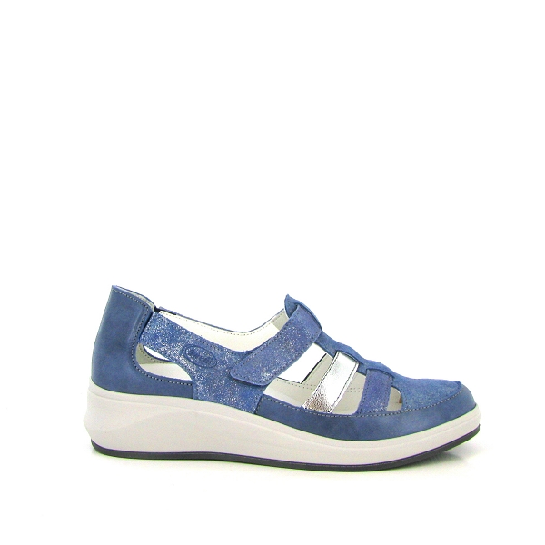 Swedi tennis fedon bleuW121502_2