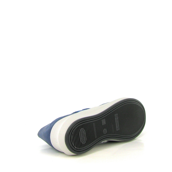 Swedi tennis fedon bleuW121502_4