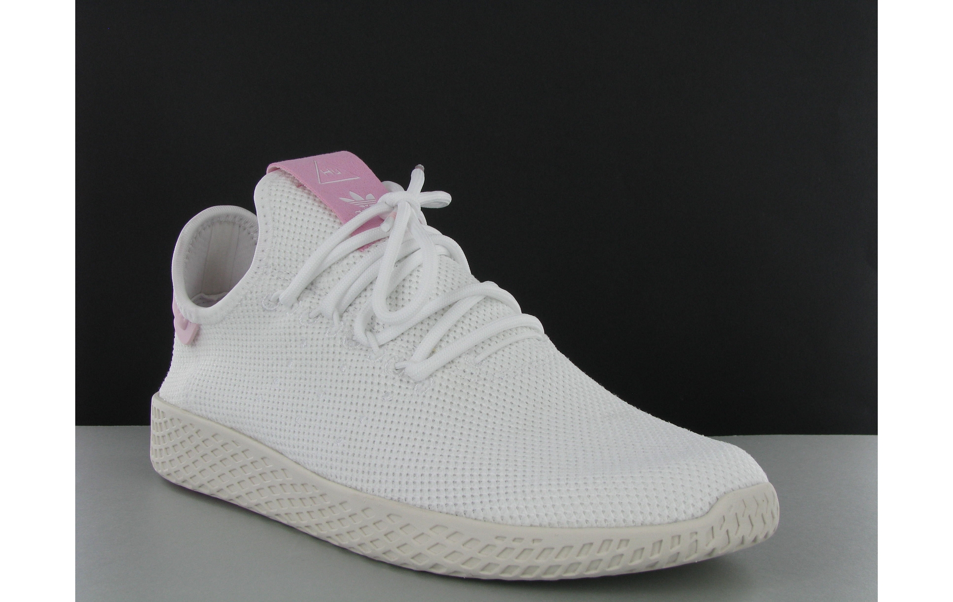 adidas hu blanche et rose