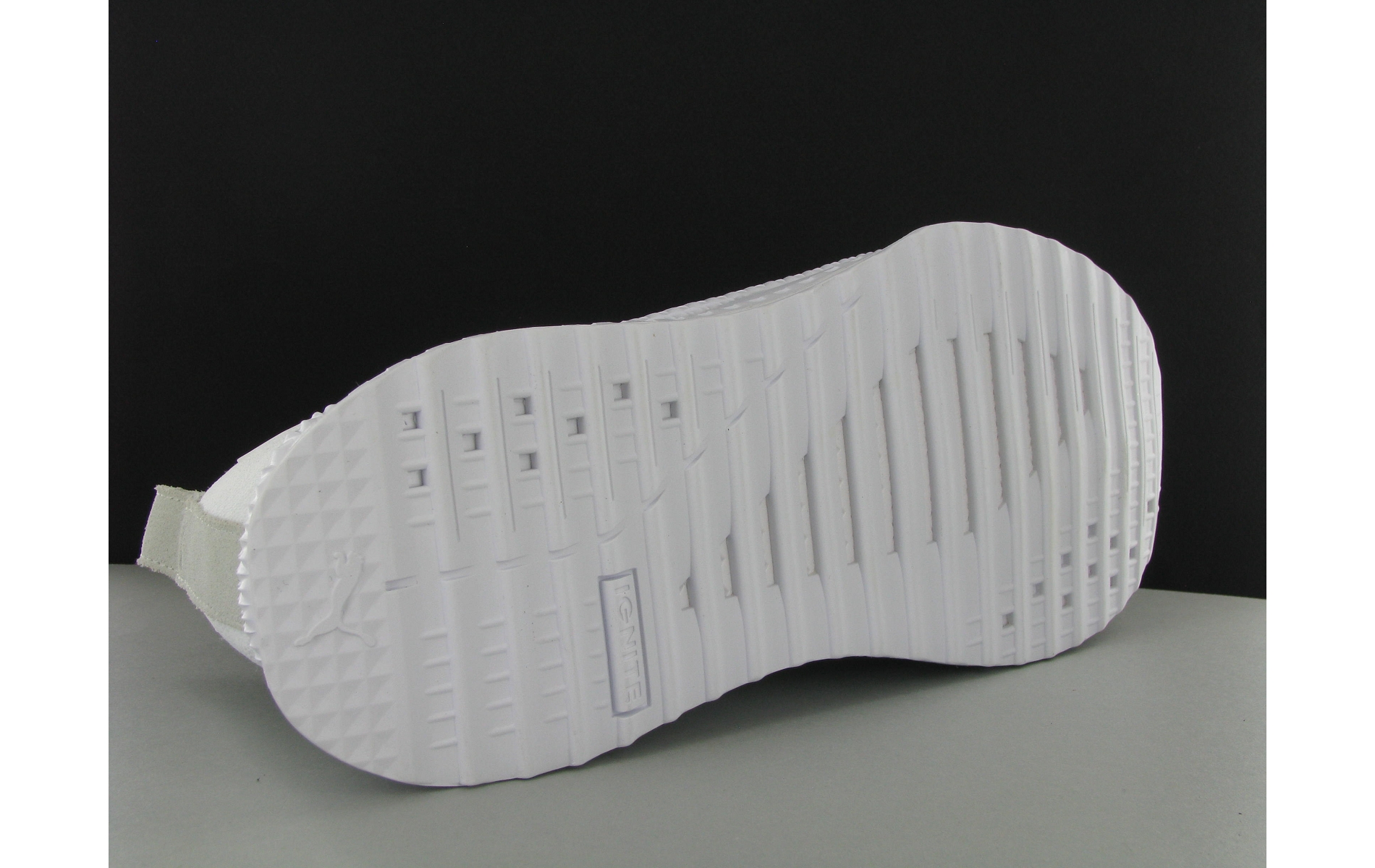 puma apex evoknit