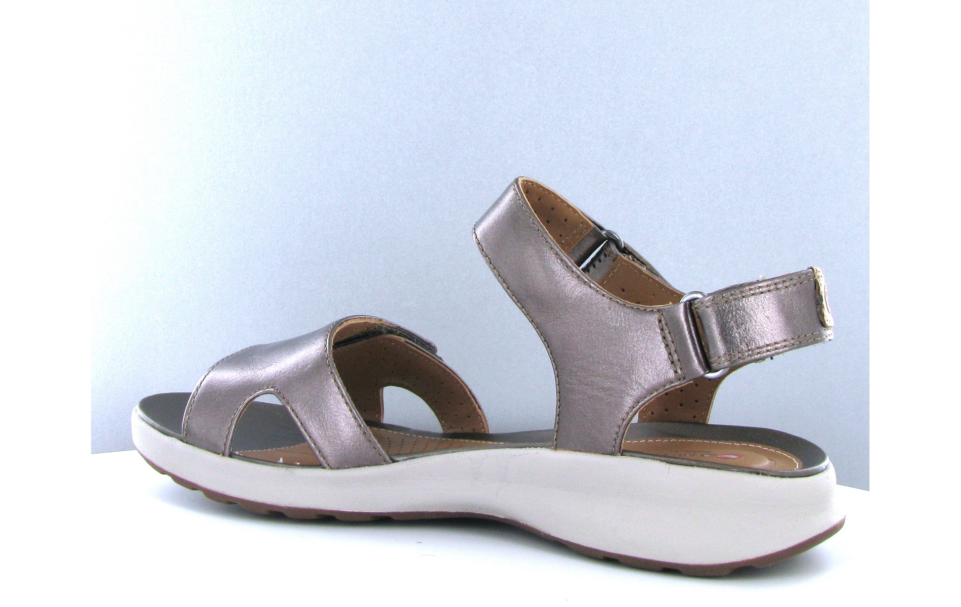 clarks adorn calm