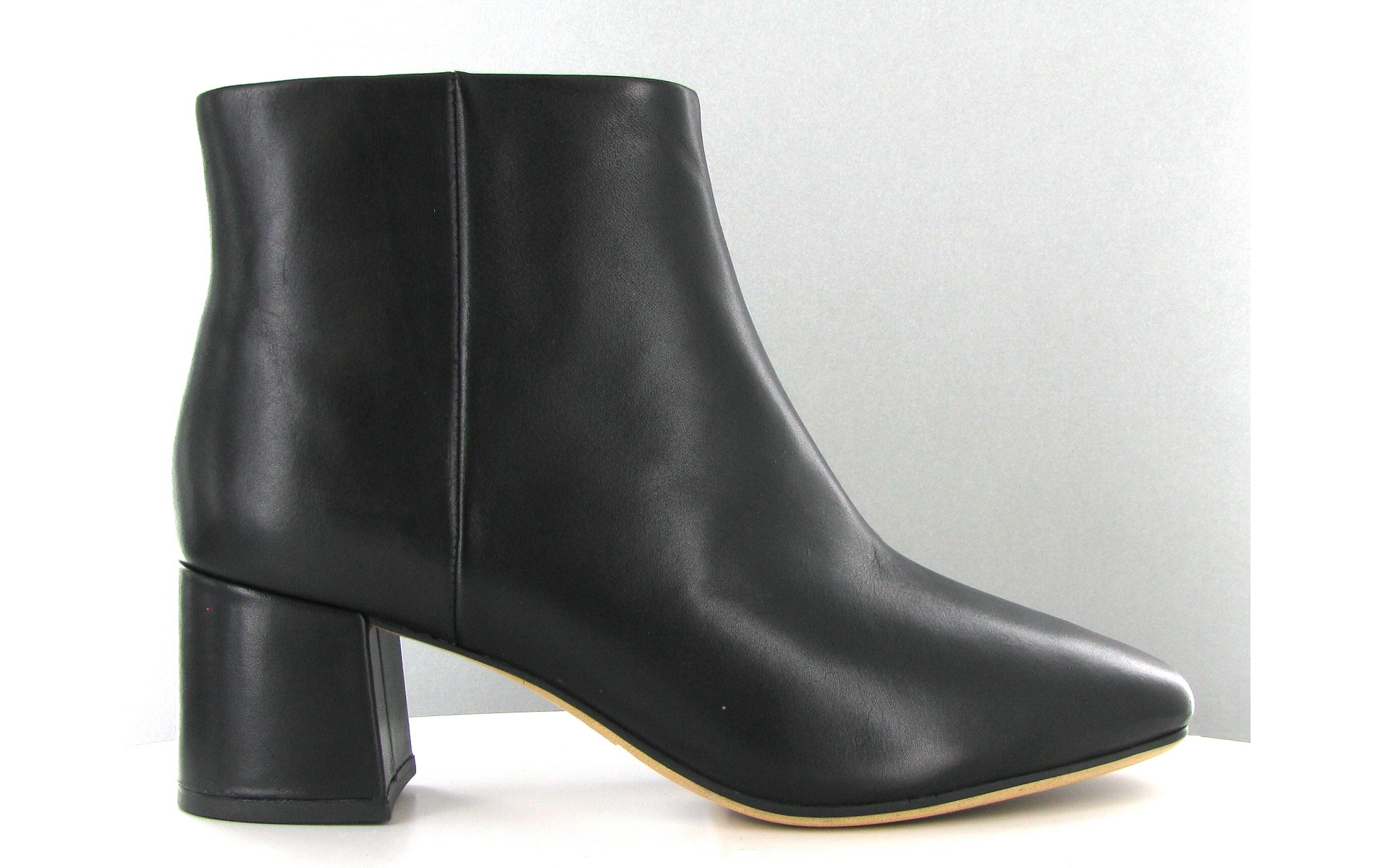 clarks sheer flora block heel boot