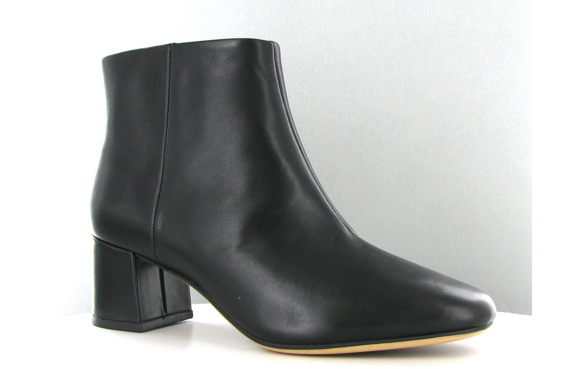 clarks sheer flora block heel boot