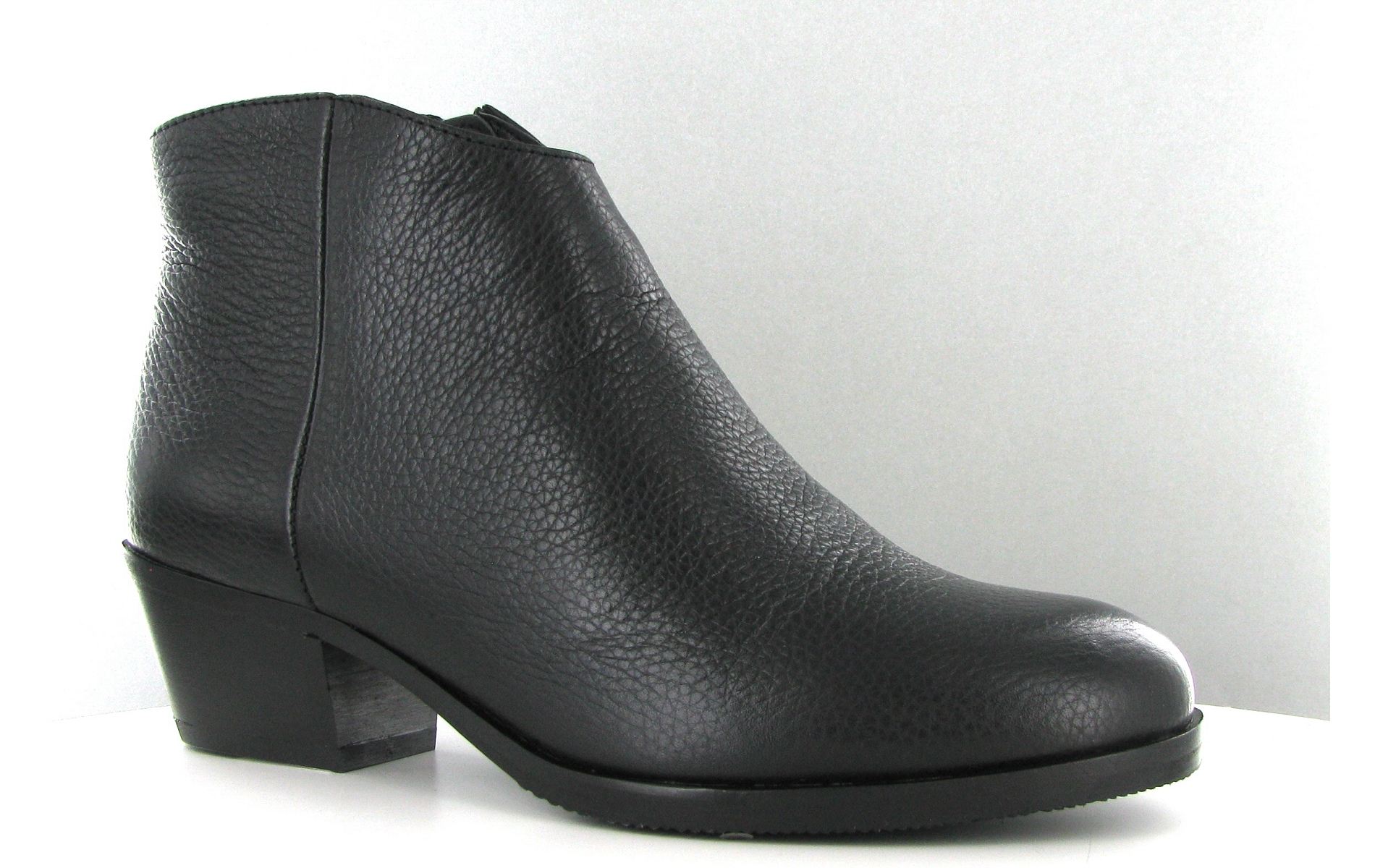 clarks mila charm boot